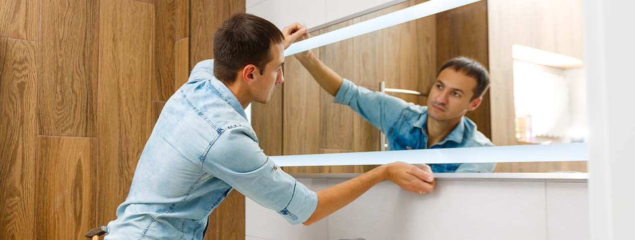 Anleitung: Wandspiegel richtig aufhängen - so klappt es!
